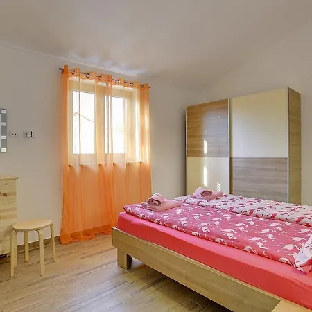 Feriehus Charmante Mit Privatem Pool Nur 1 Km Bis Zum Strand